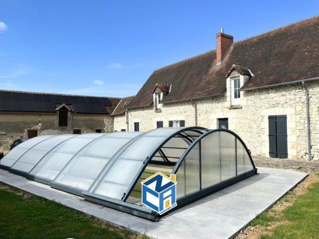 Maison 7 pièces 240 m²