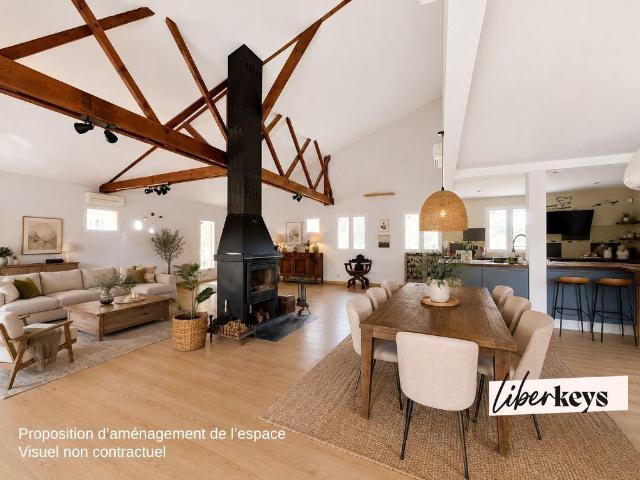 Maison 7 pièces 208 m²