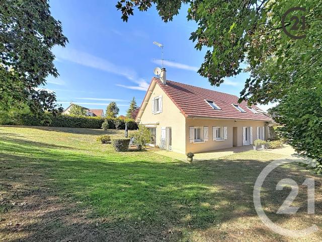 Maison 7 pièces 209 m²
