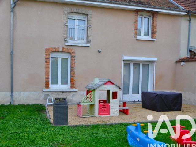 Maison 7 pièces 209 m²