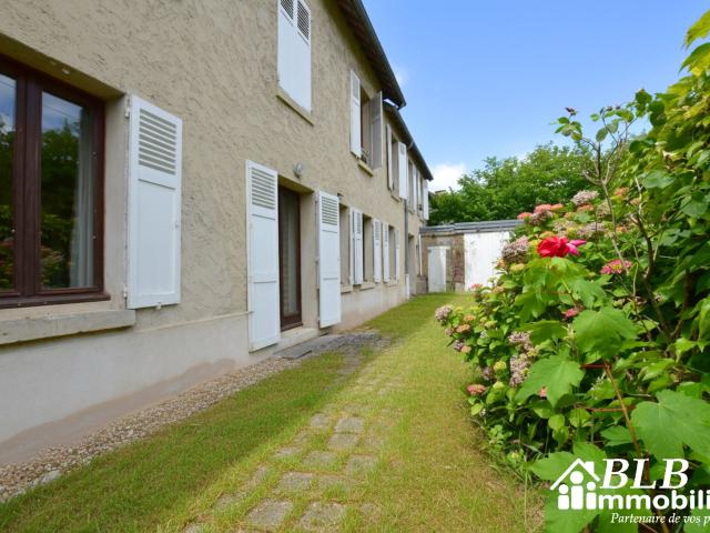 Maison 7 pièces 209 m²