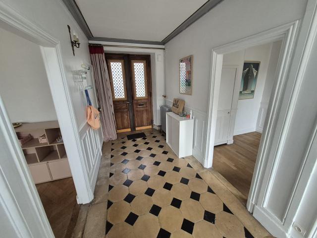 Maison 7 pièces 209 m²