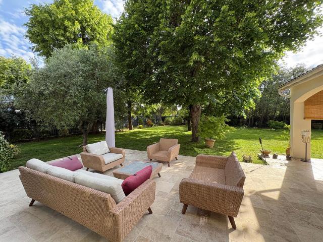 Maison 7 pièces 209 m²