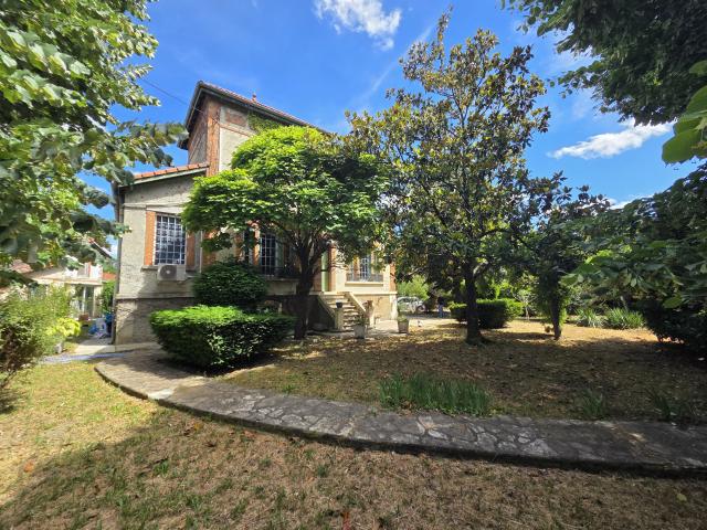Maison 7 pièces 209 m²