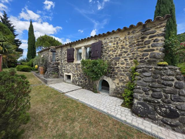 Maison 7 pièces 200 m²