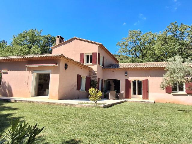 Maison 7 pièces 200 m²