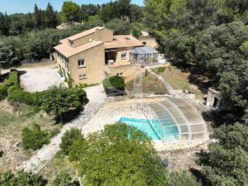Maison 7 pièces 200 m²