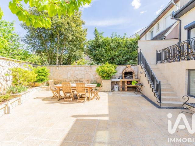Maison 7 pièces 200 m²