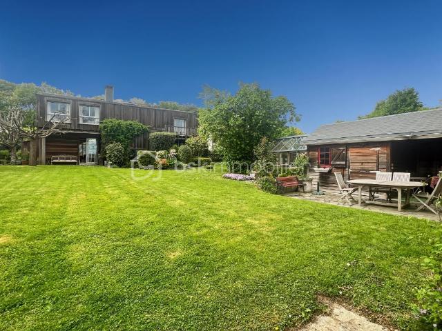Maison 7 pièces 200 m²