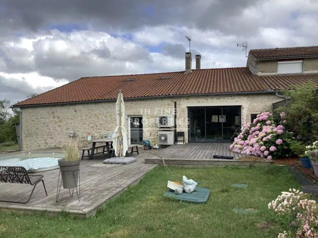 Maison 7 pièces 200 m²