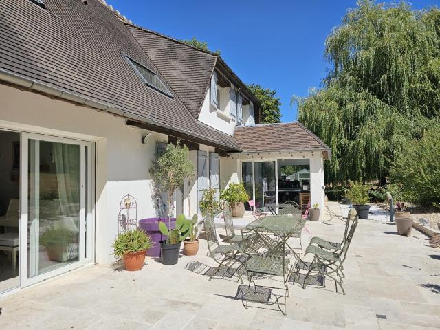 Maison 7 pièces 200 m²