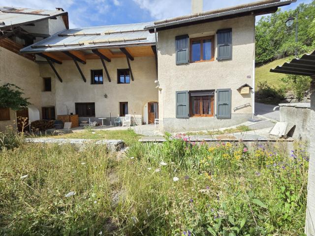 Maison 7 pièces 200 m²