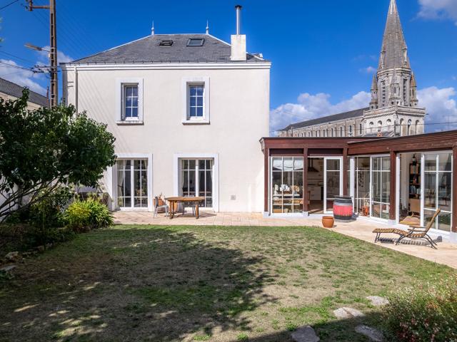 Maison 7 pièces 200 m²