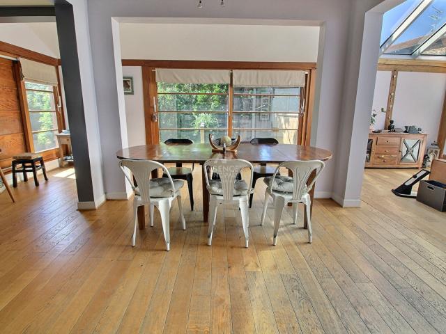 Maison 7 pièces 200 m²