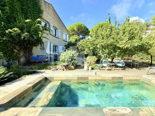 Maison 7 pièces 200 m²