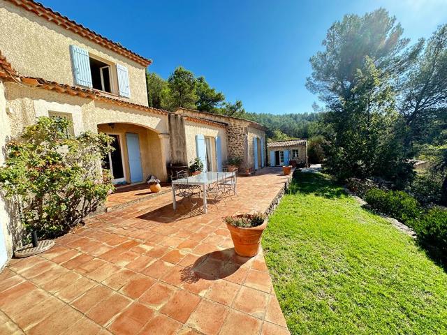 Maison 7 pièces 200 m²