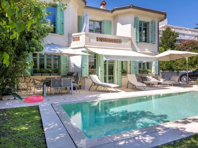 Maison 7 pièces 200 m²