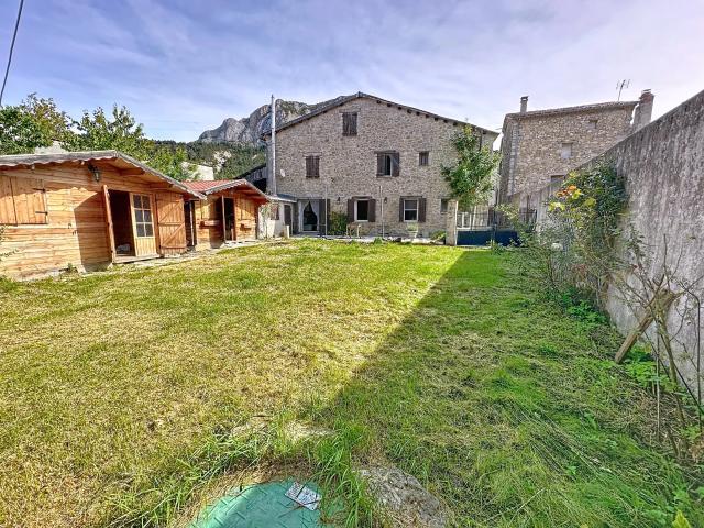 Maison 7 pièces 200 m²