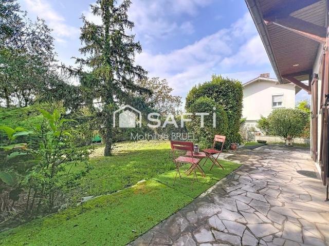 Maison 7 pièces 200 m²
