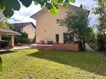 Maison 7 pièces 200 m²
