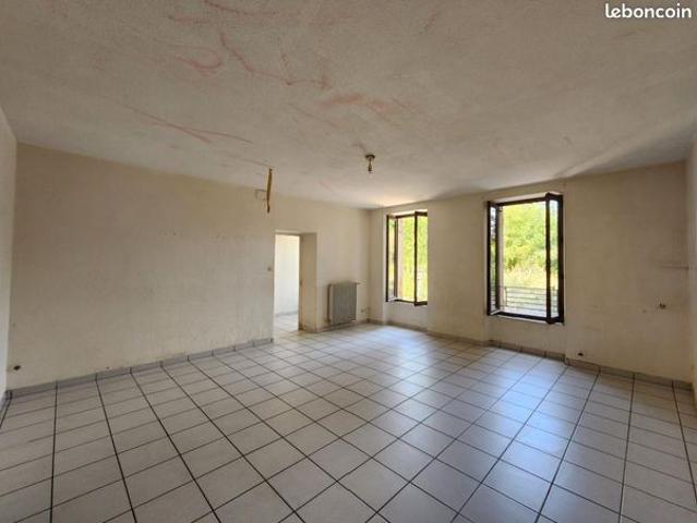 Maison 7 pièces 200 m²