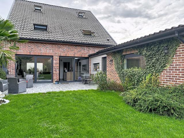 Maison 7 pièces 200 m²