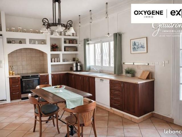 Maison 7 pièces 200 m²