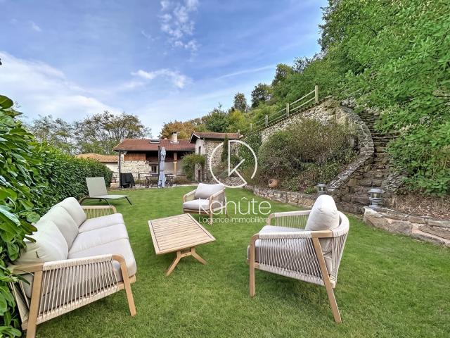 Maison 7 pièces 200 m²