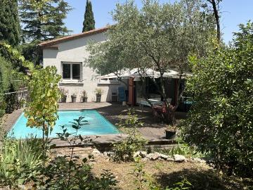Maison 7 pièces 200 m²