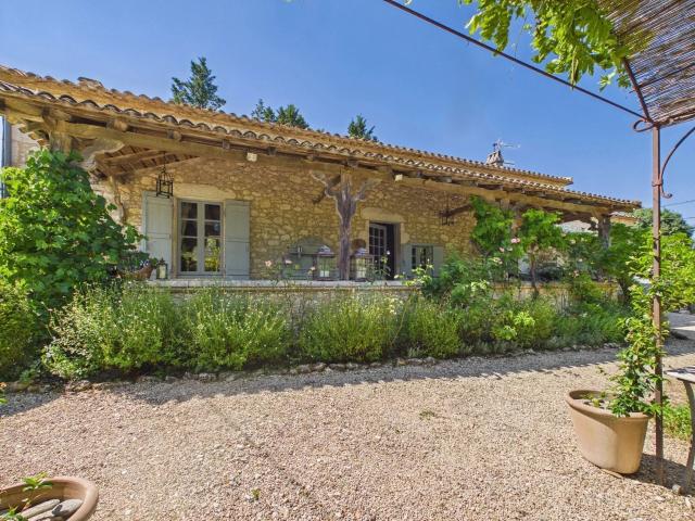 Maison 7 pièces 200 m²