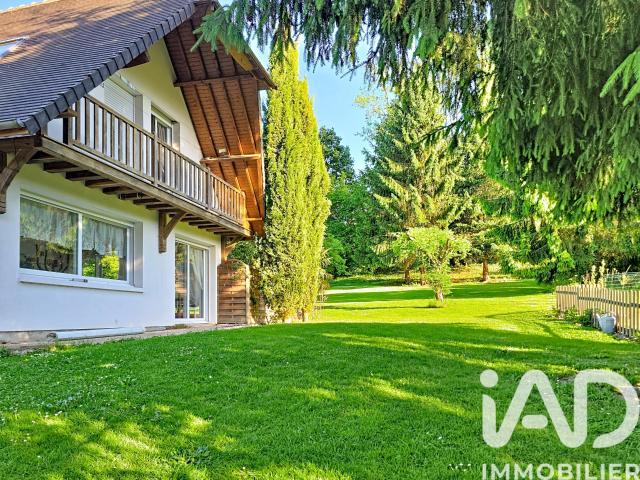 Maison 7 pièces 200 m²
