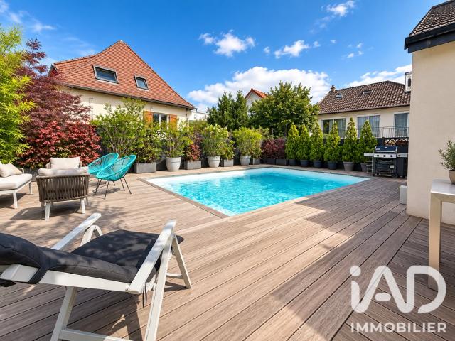 Maison 7 pièces 200 m²