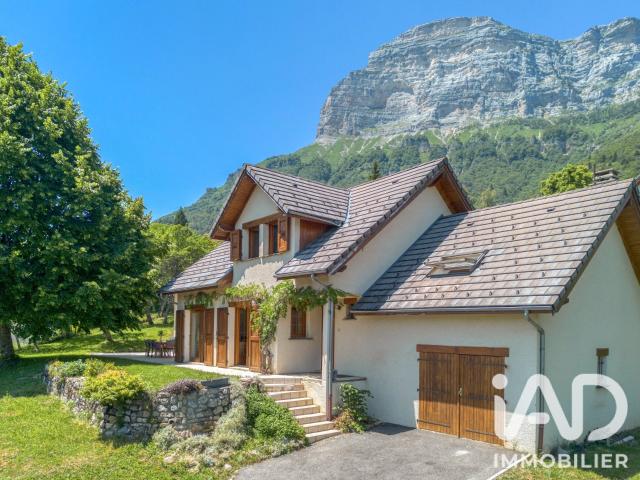 Maison 7 pièces 200 m²