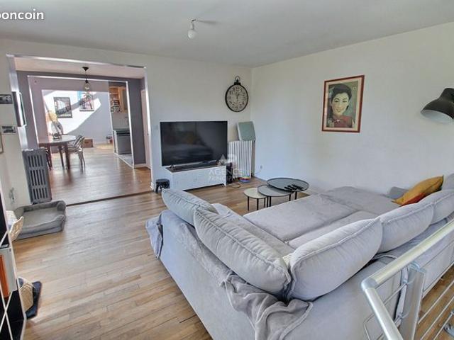 Maison 7 pièces 200 m²