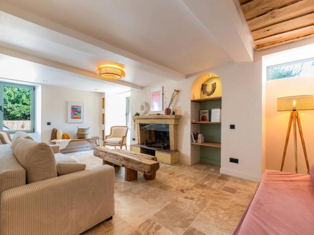 Maison 7 pièces 200 m²