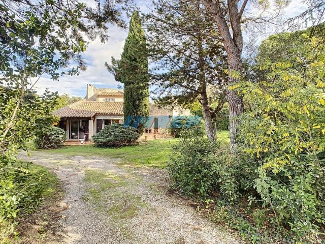 Maison 7 pièces 200 m²