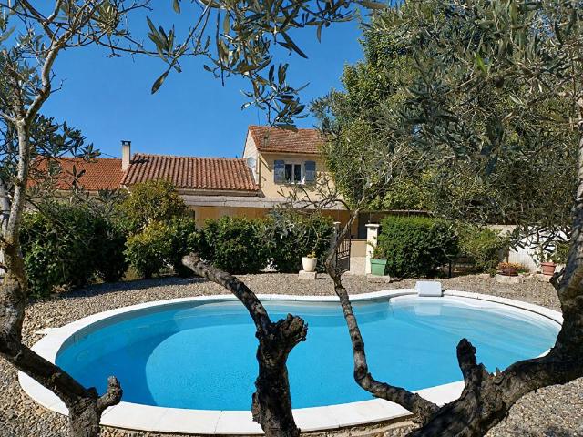 Maison 7 pièces 200 m²