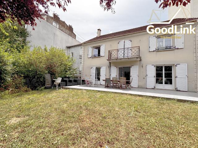 Maison 7 pièces 200 m²