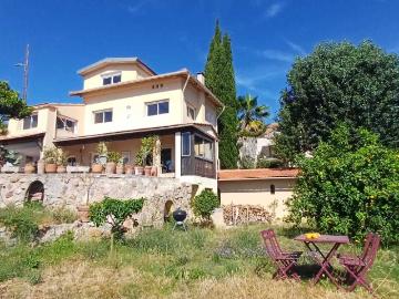 Maison 7 pièces 200 m²