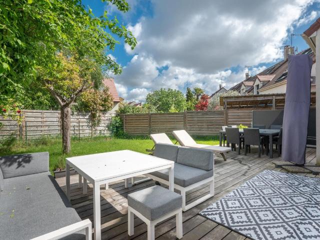 Maison 7 pièces 200 m²