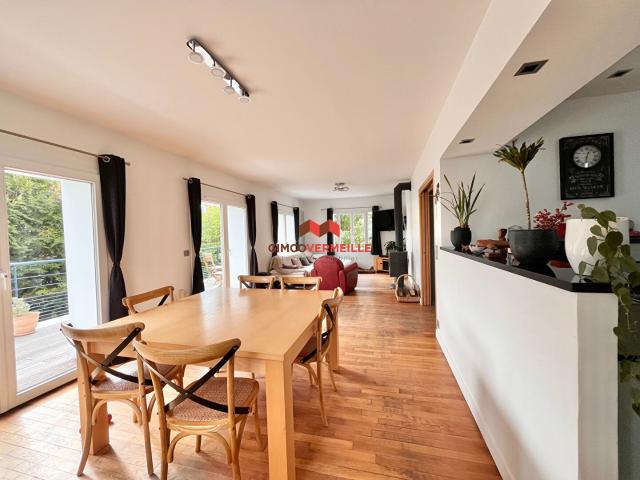 Maison 7 pièces 200 m²