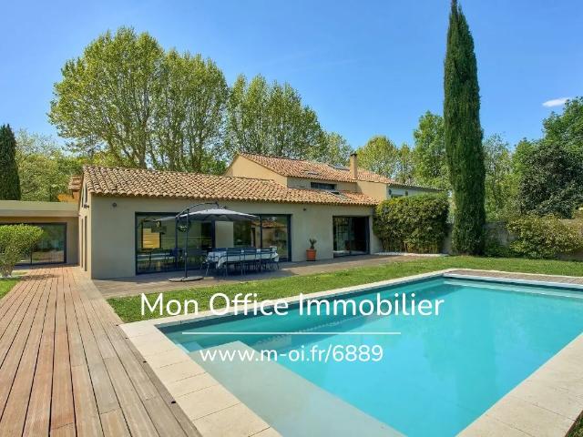 Maison 7 pièces 200 m²