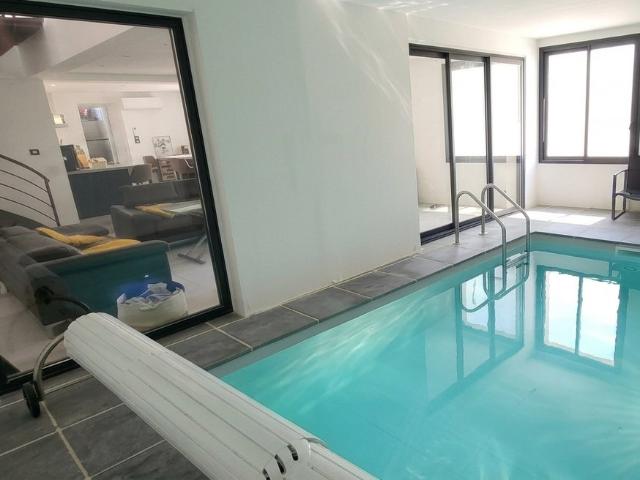 Maison 7 pièces 200 m²