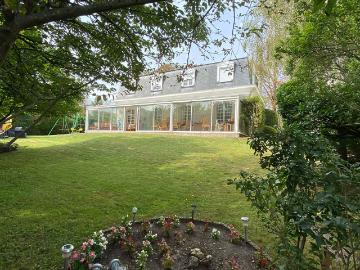 Maison 8 pièces 180 m²