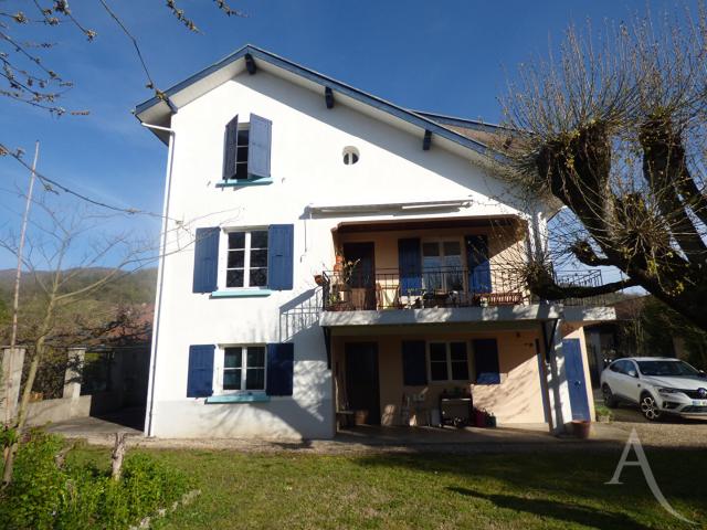 Maison 7 pièces 200 m²