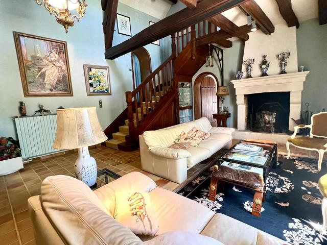 Maison 7 pièces 200 m²