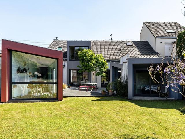 Maison 7 pièces 200 m²