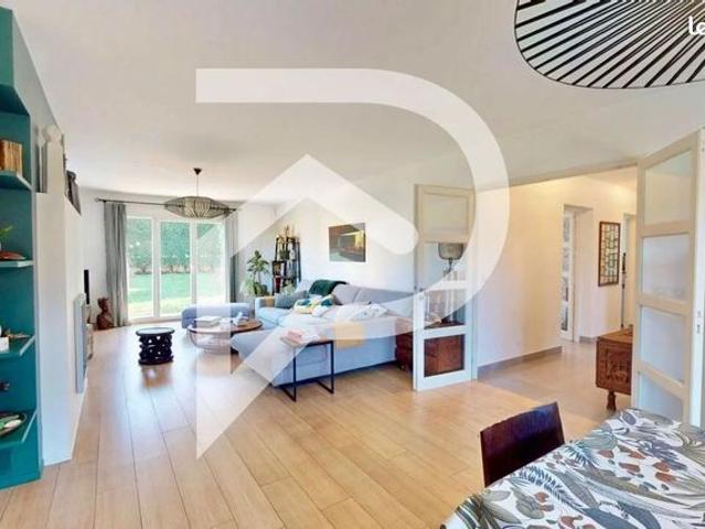 Maison 7 pièces 200 m²