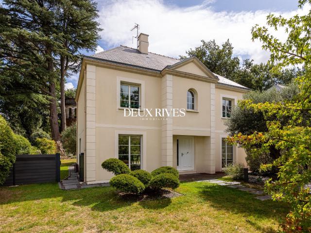 Maison 7 pièces 200 m²