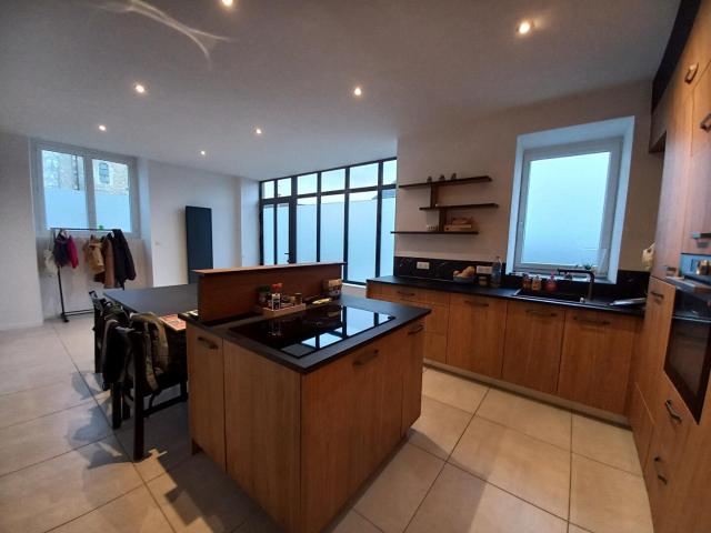 Maison 7 pièces 200 m²